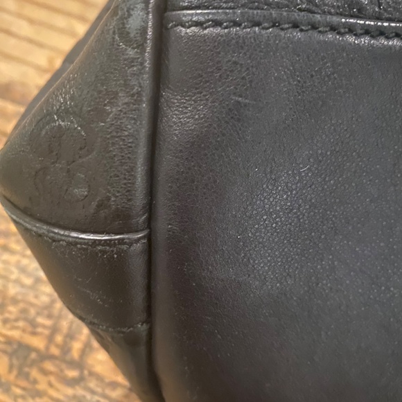 Gucci Hobo Black Leather Monogram - Picture 11 of 13